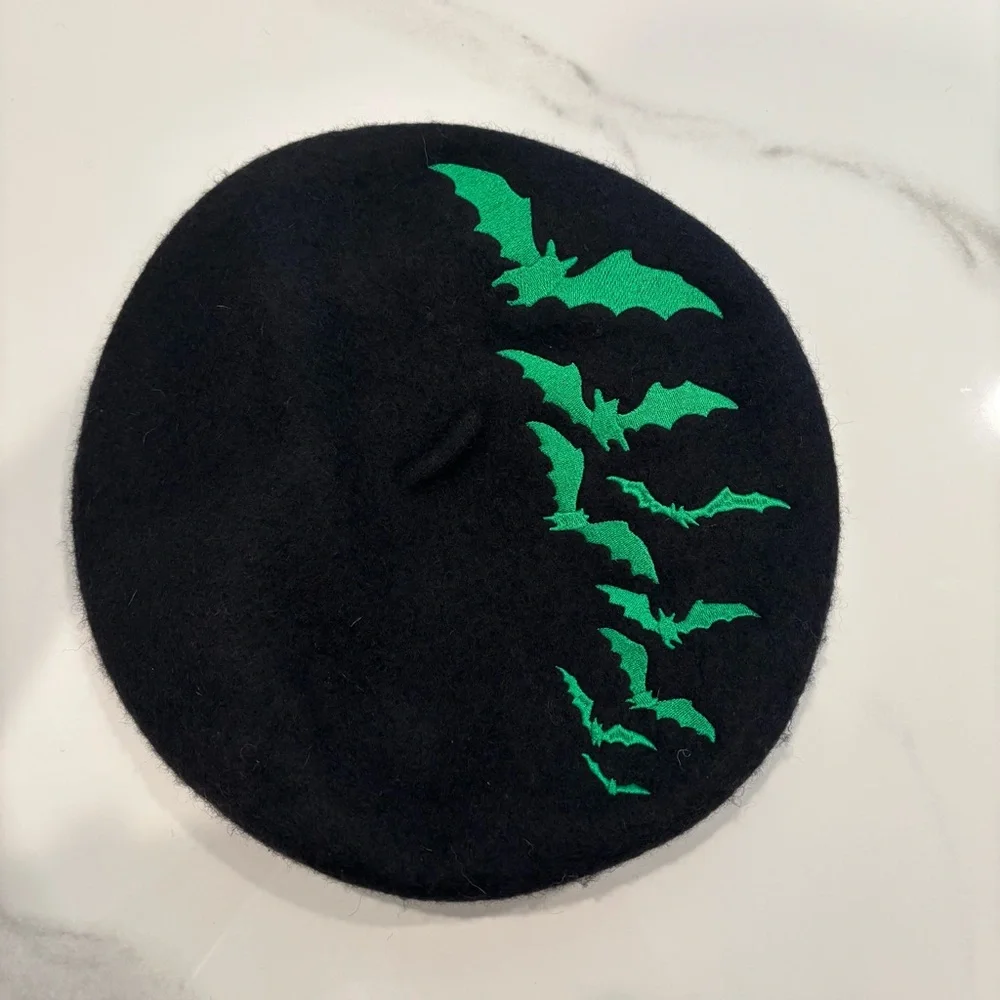 Kreepsville Bat Repeat Green Beret Hat Wool One Size - Picture 2 of 5